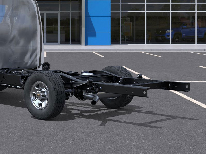 2025 Chevrolet Express Cutaway Base photo 37