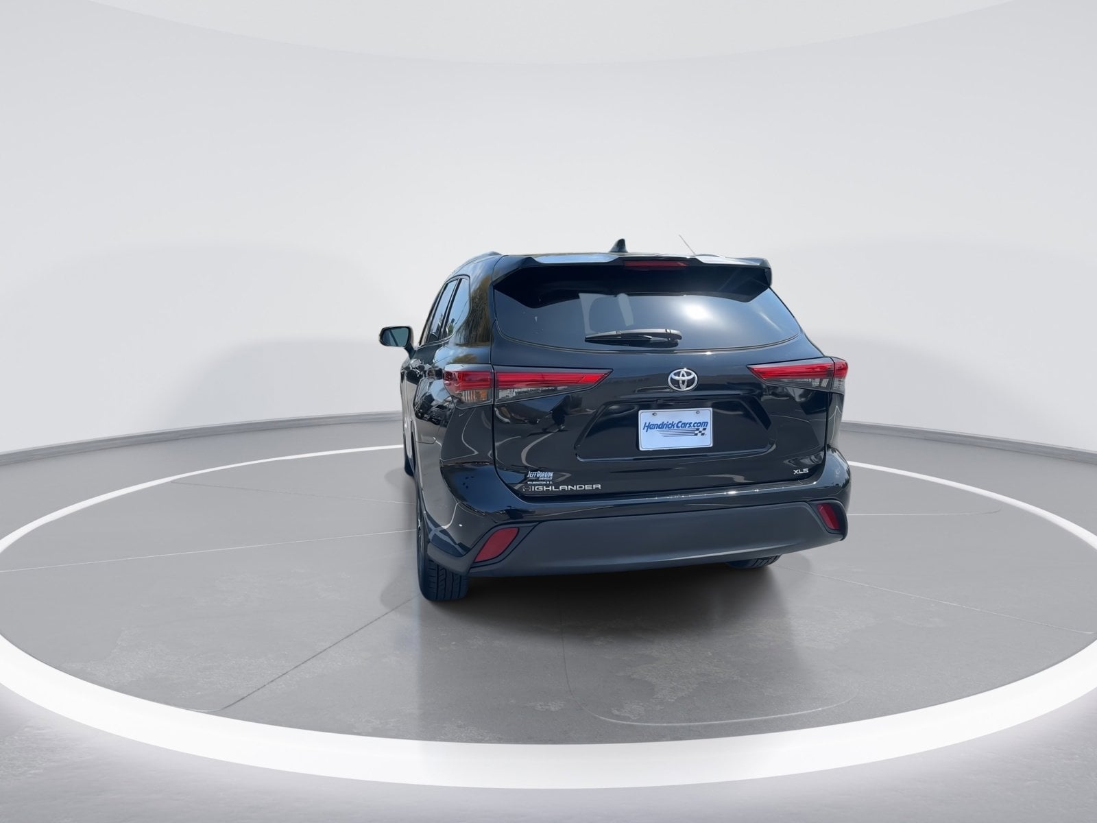 2022 Toyota Highlander XLE photo 6