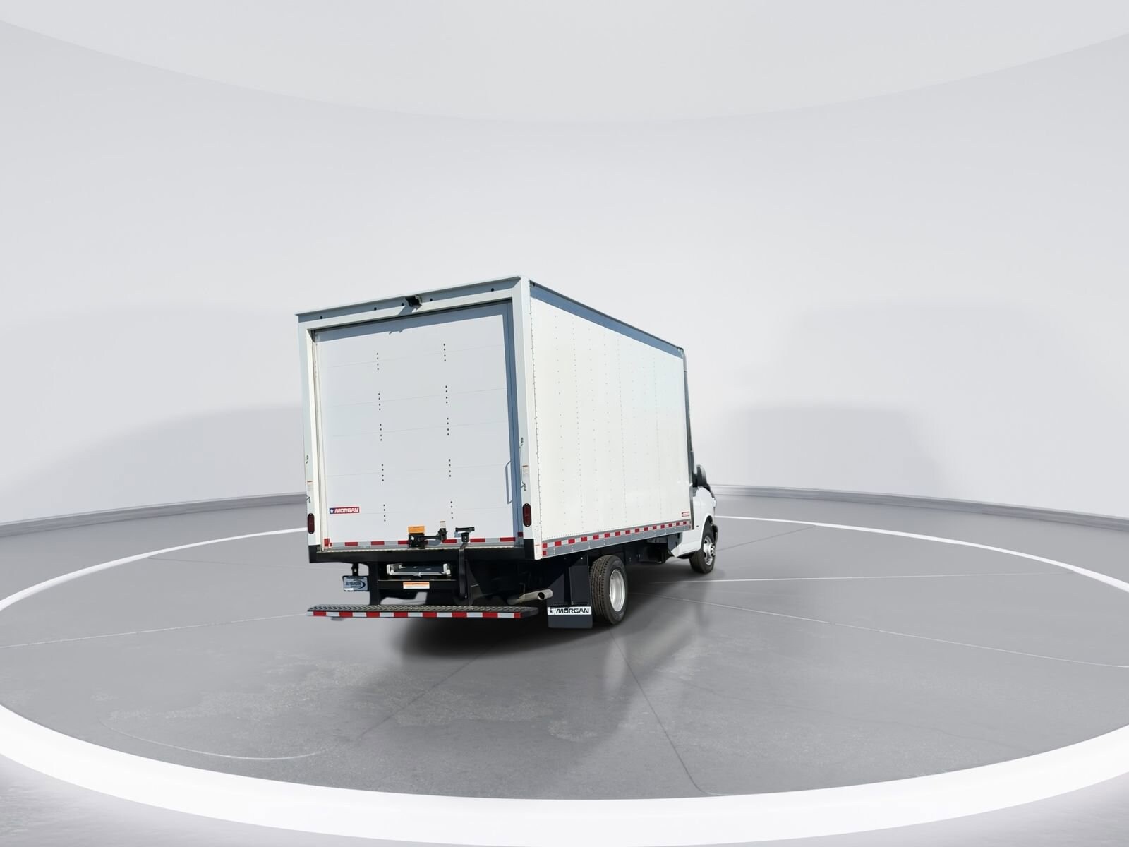 2024 Chevrolet Express Cutaway Base photo 10