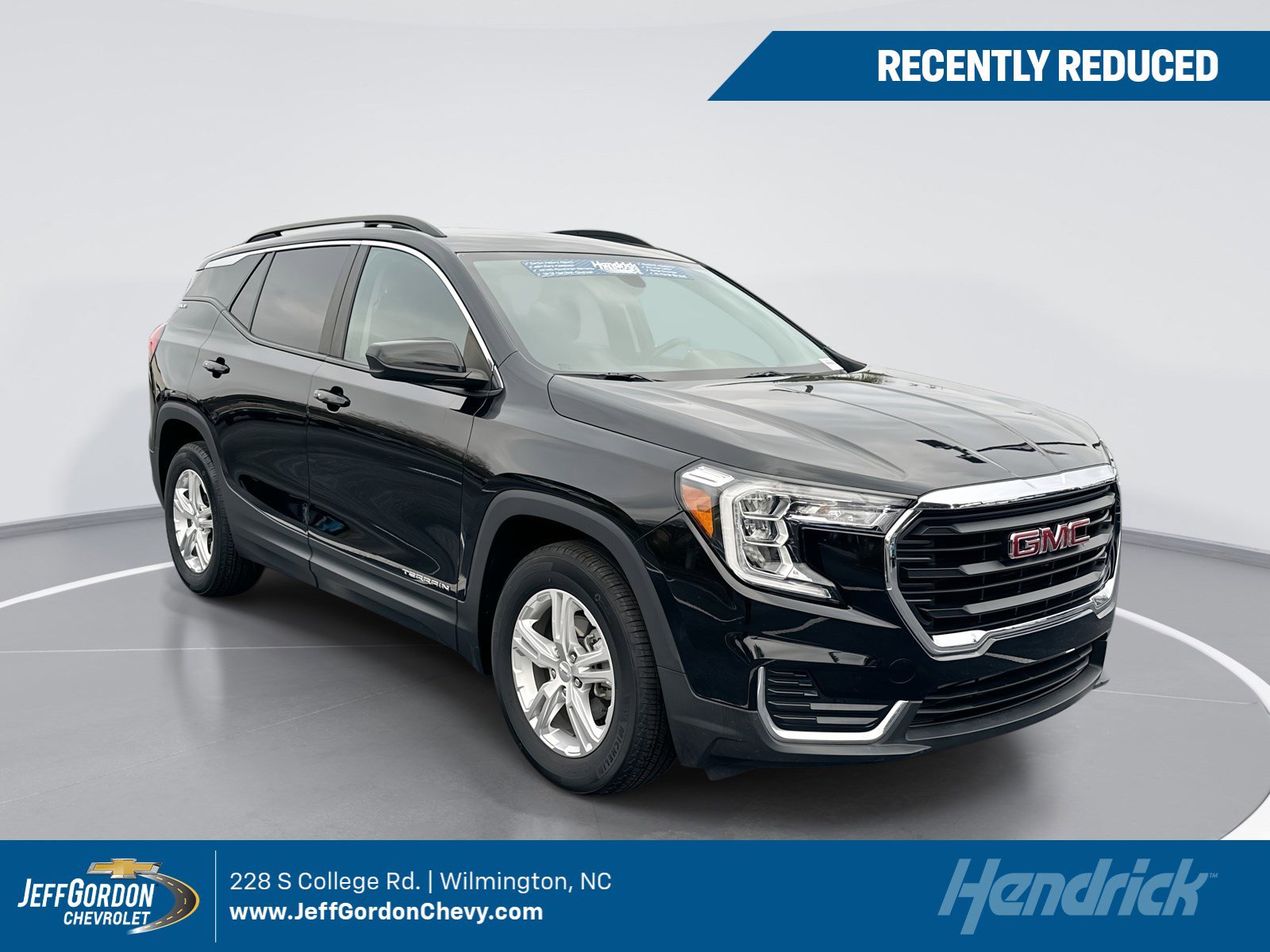 2022 GMC Terrain SLE's photo