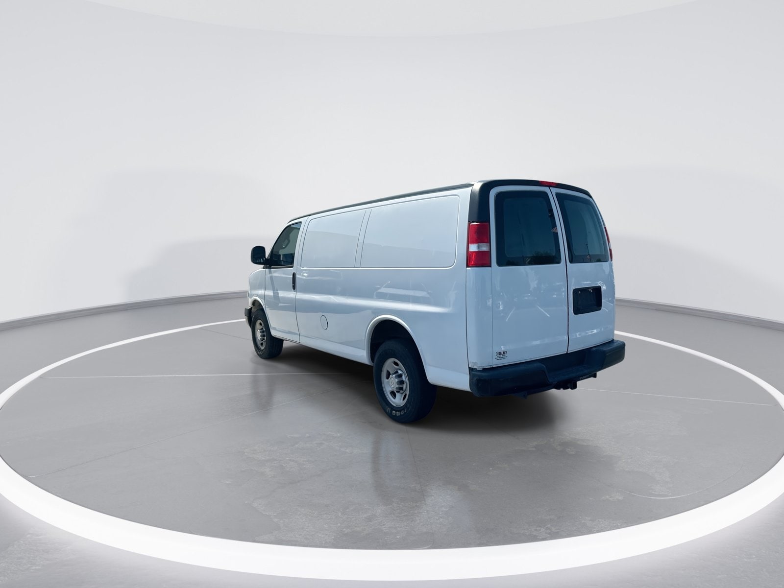 Chevrolet Express Cargo 2500 RWD 2500 Regular Wheelbase WT