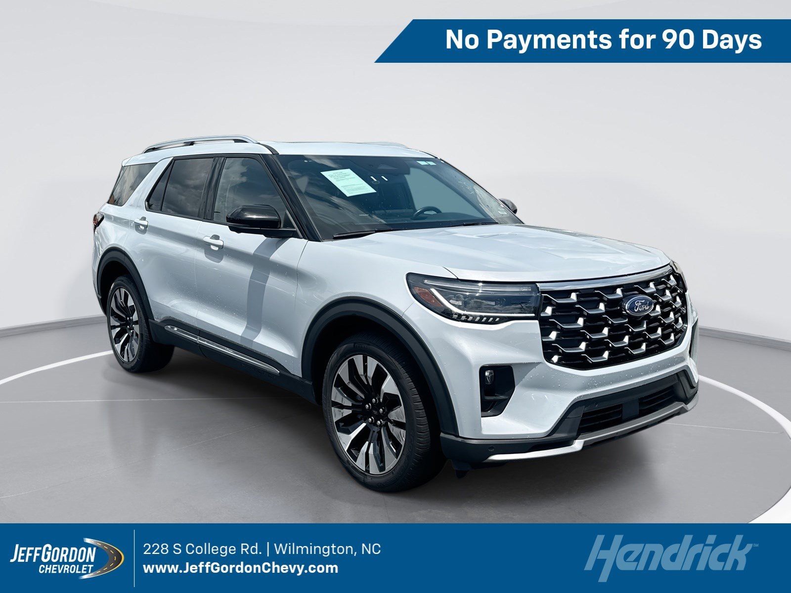 2025 Ford Explorer Platinum 4WD (PL535)'s photo