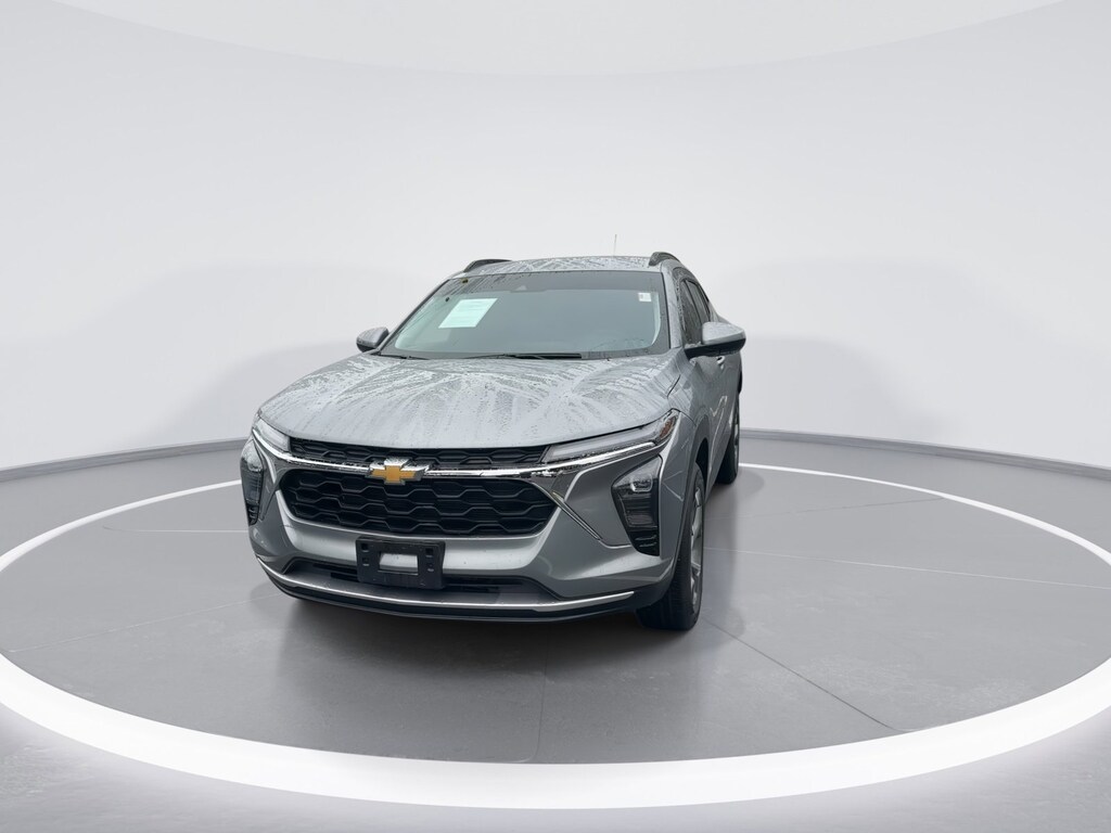 Used 2024 Chevrolet Trax LT SUV