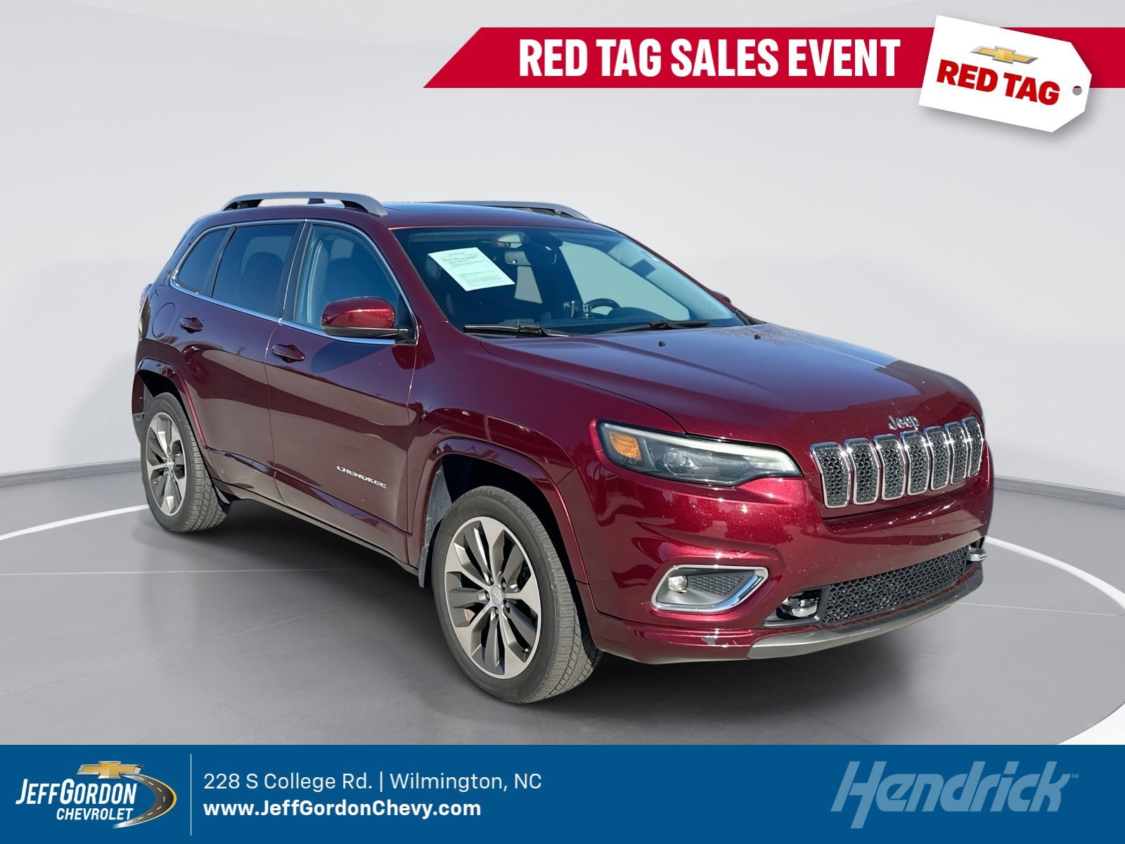 2019 Jeep Cherokee Overland's photo