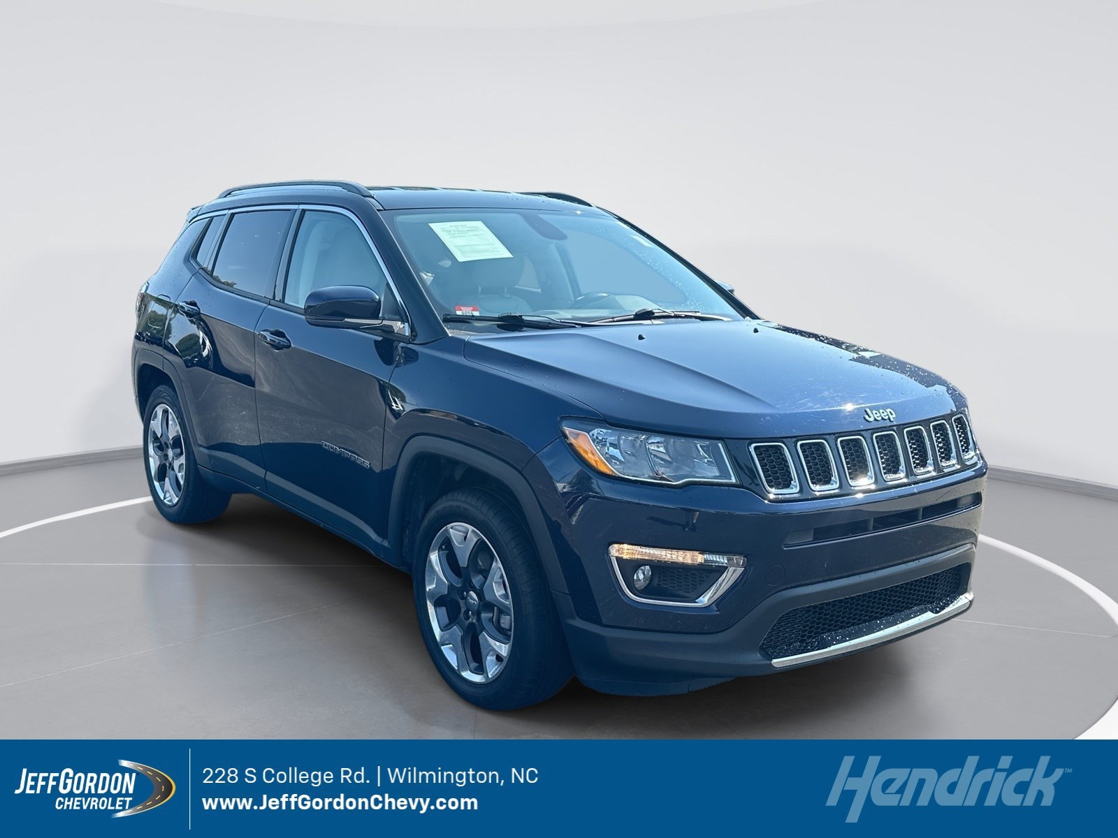 2018 Jeep Compass Limited's photo