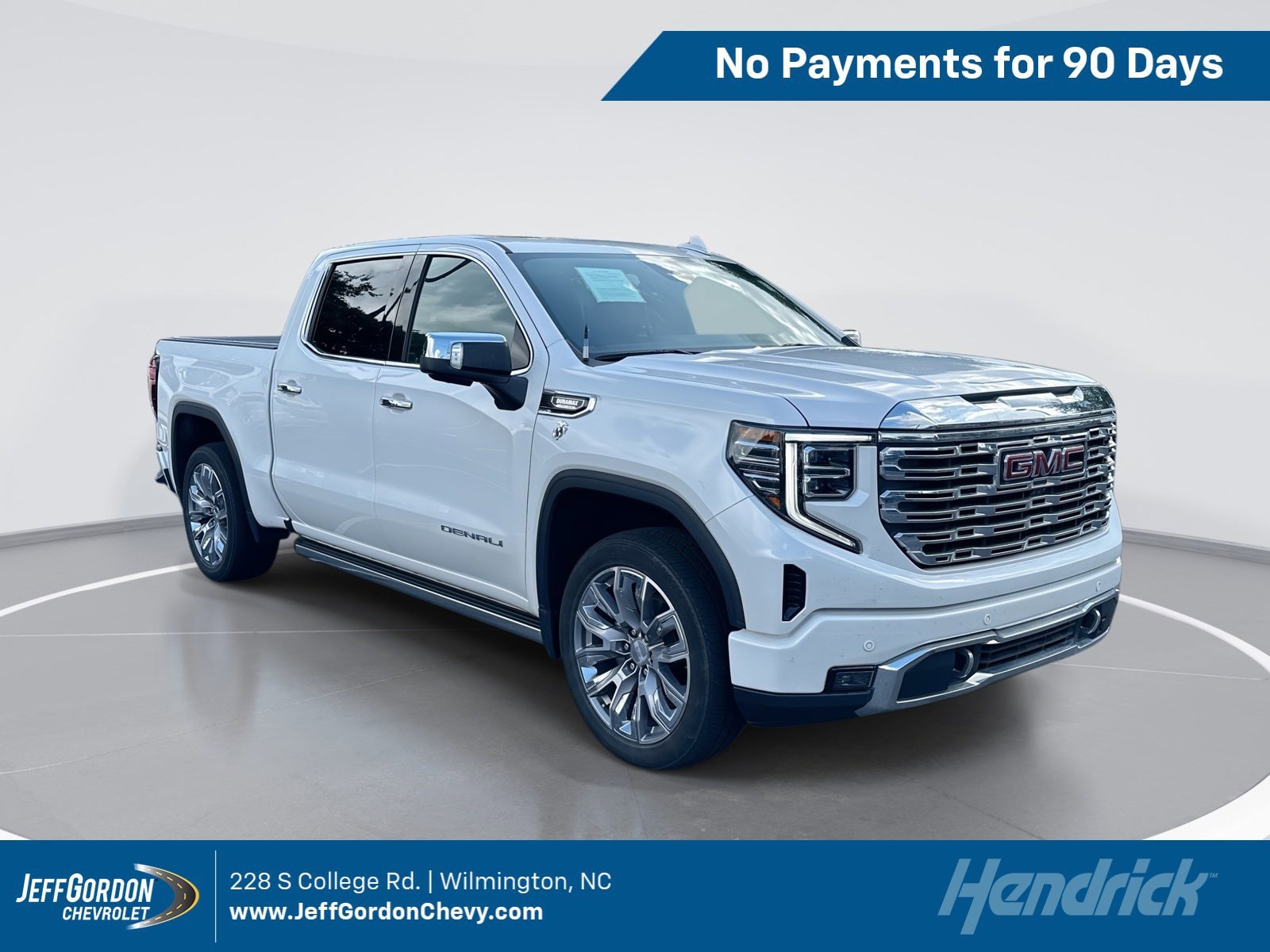 2024 GMC Sierra 4WD Crew Cab Short Box Denali's photo