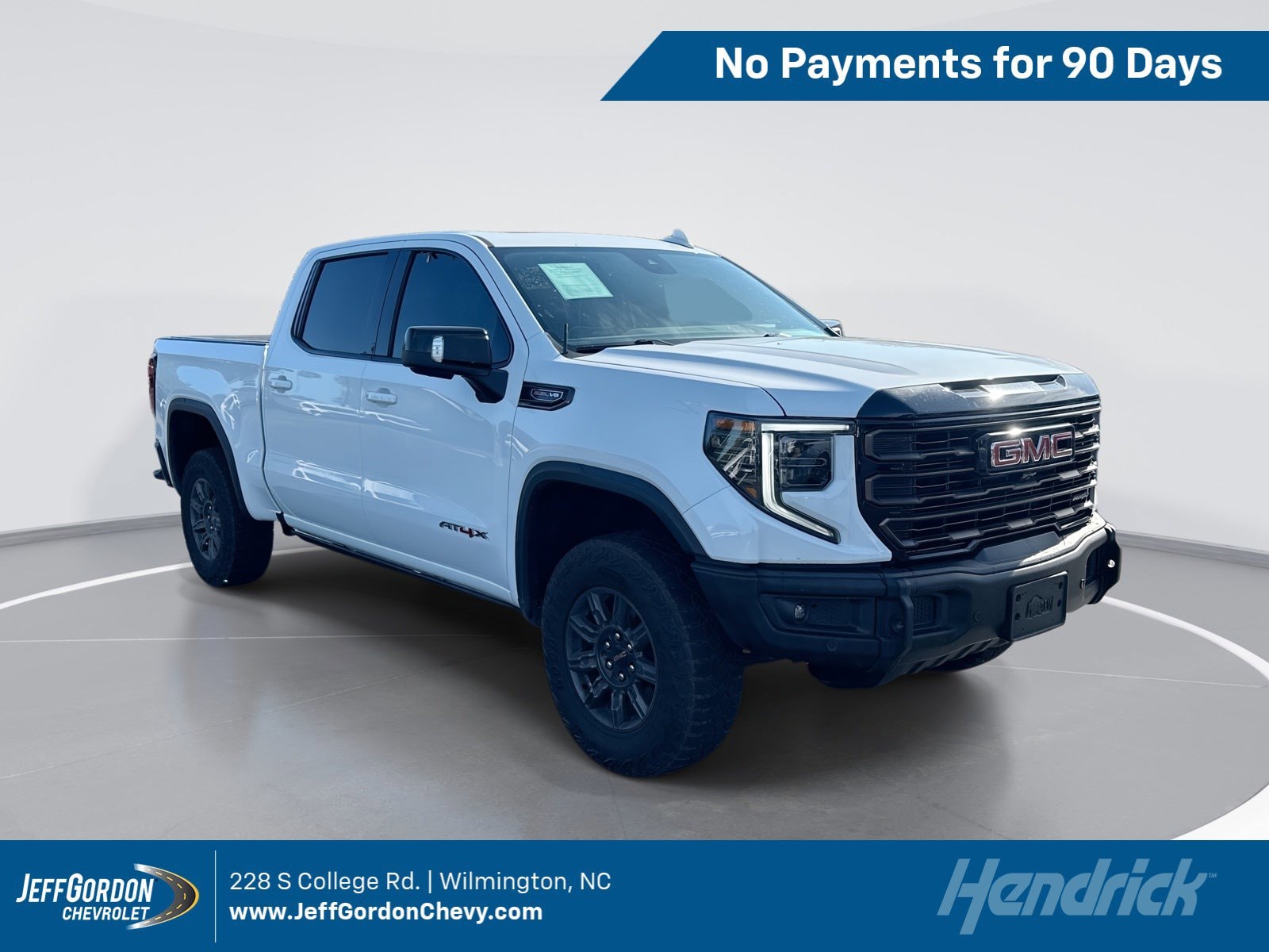 2024 GMC Sierra 4WD Crew Cab Short Box AT4X's photo