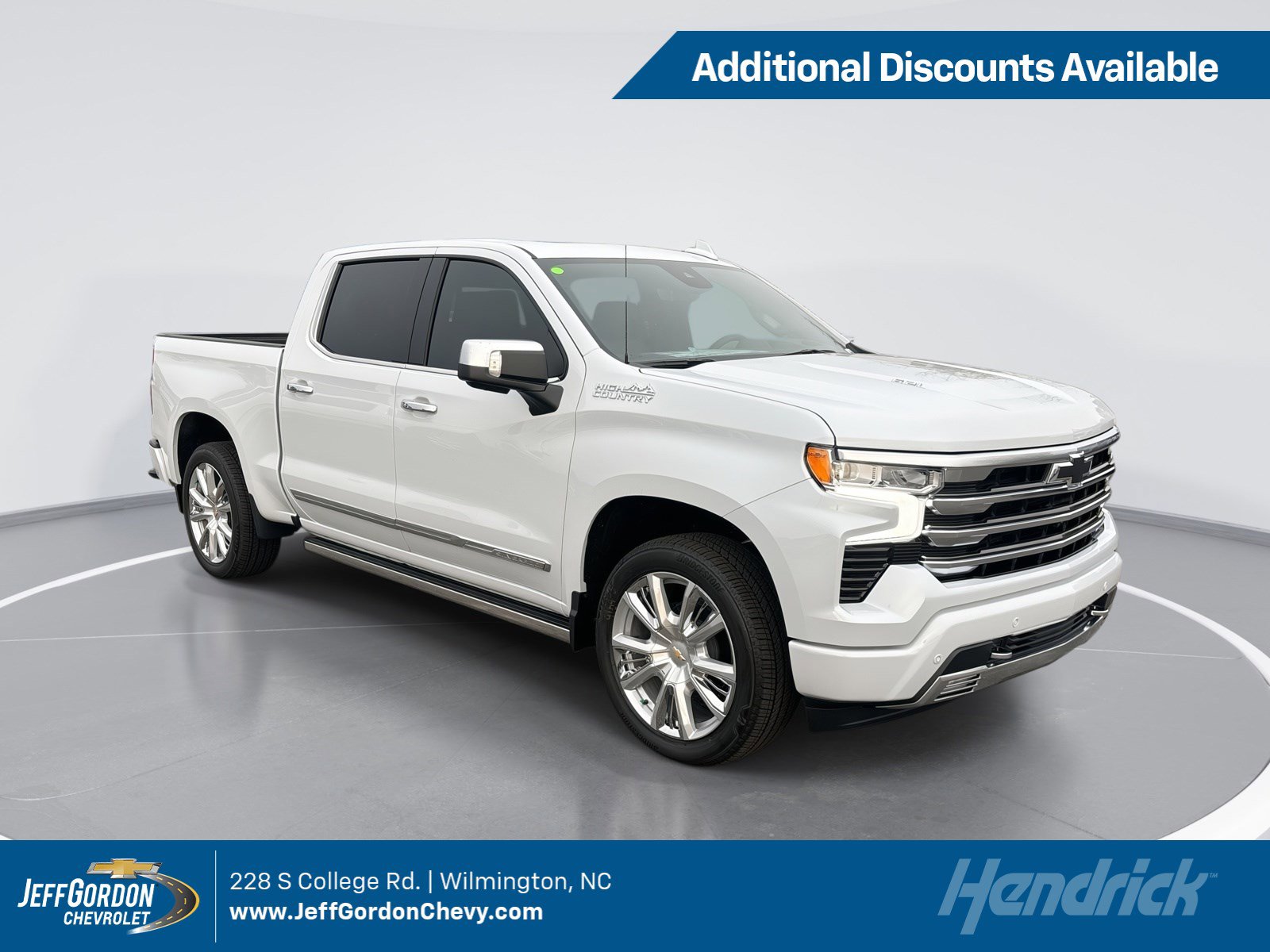 2026 Chevrolet Silverado High Country's photo