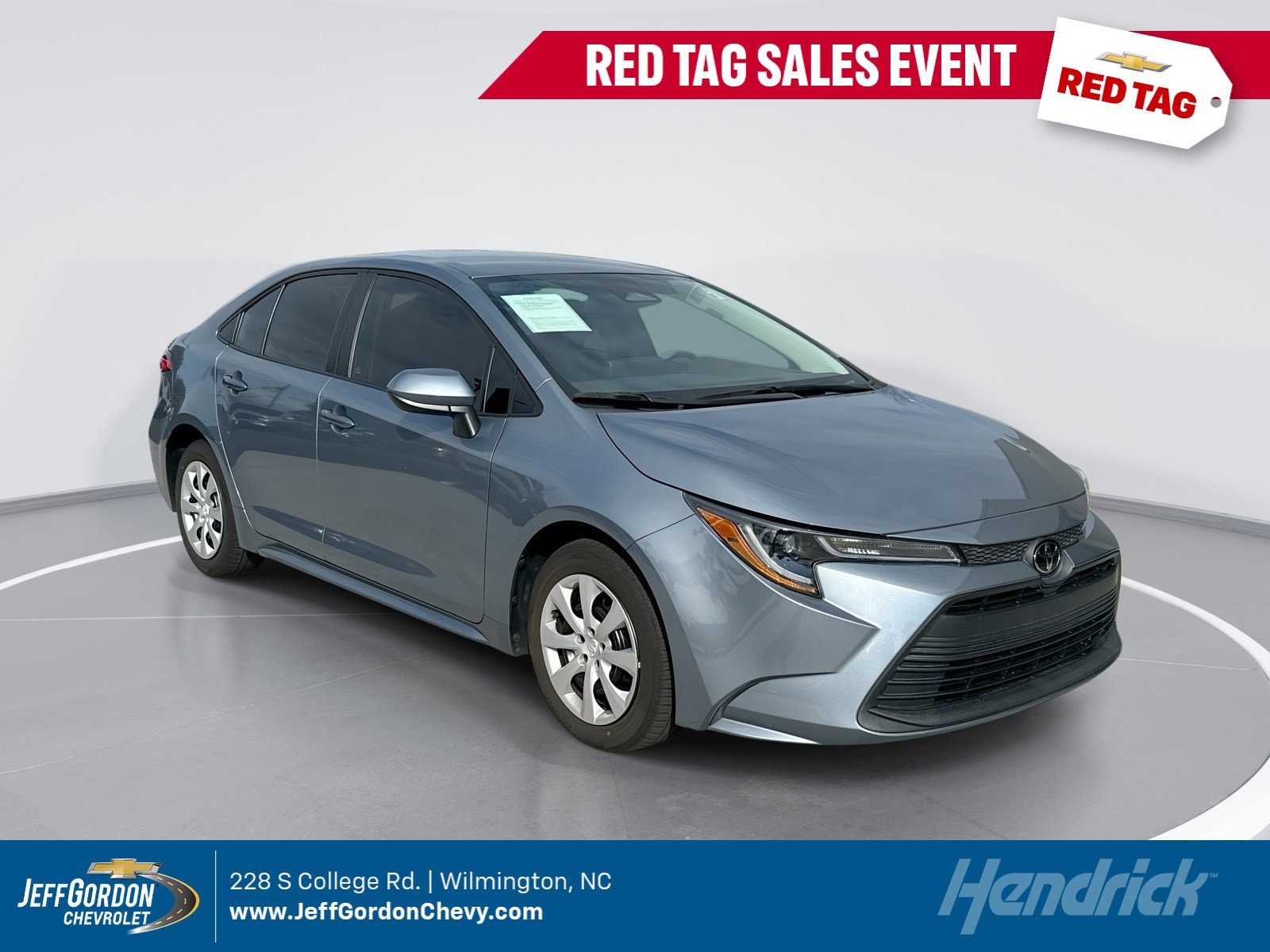 2023 Toyota Corolla LE's photo