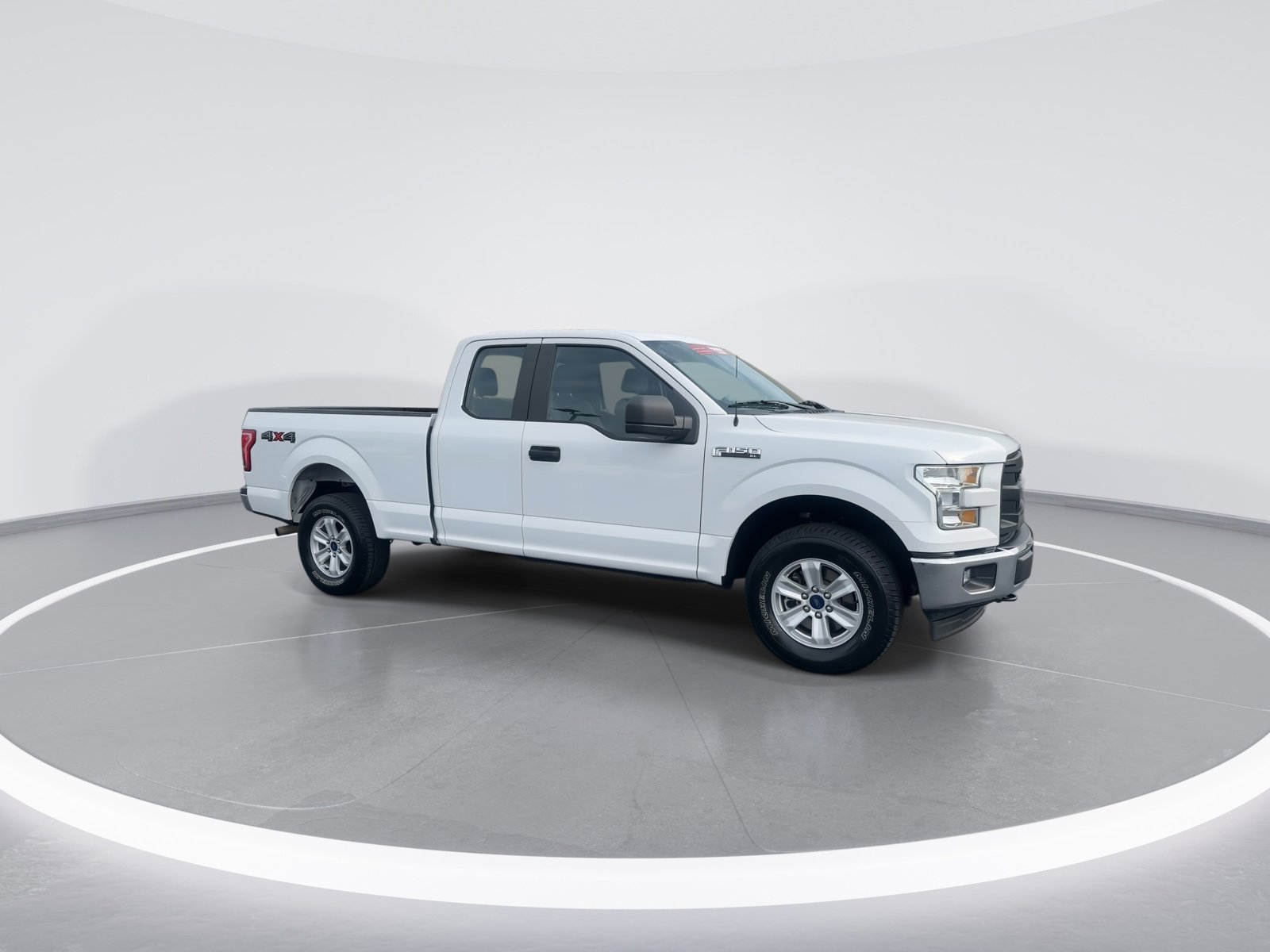 2017 Ford F-150 XL photo 2