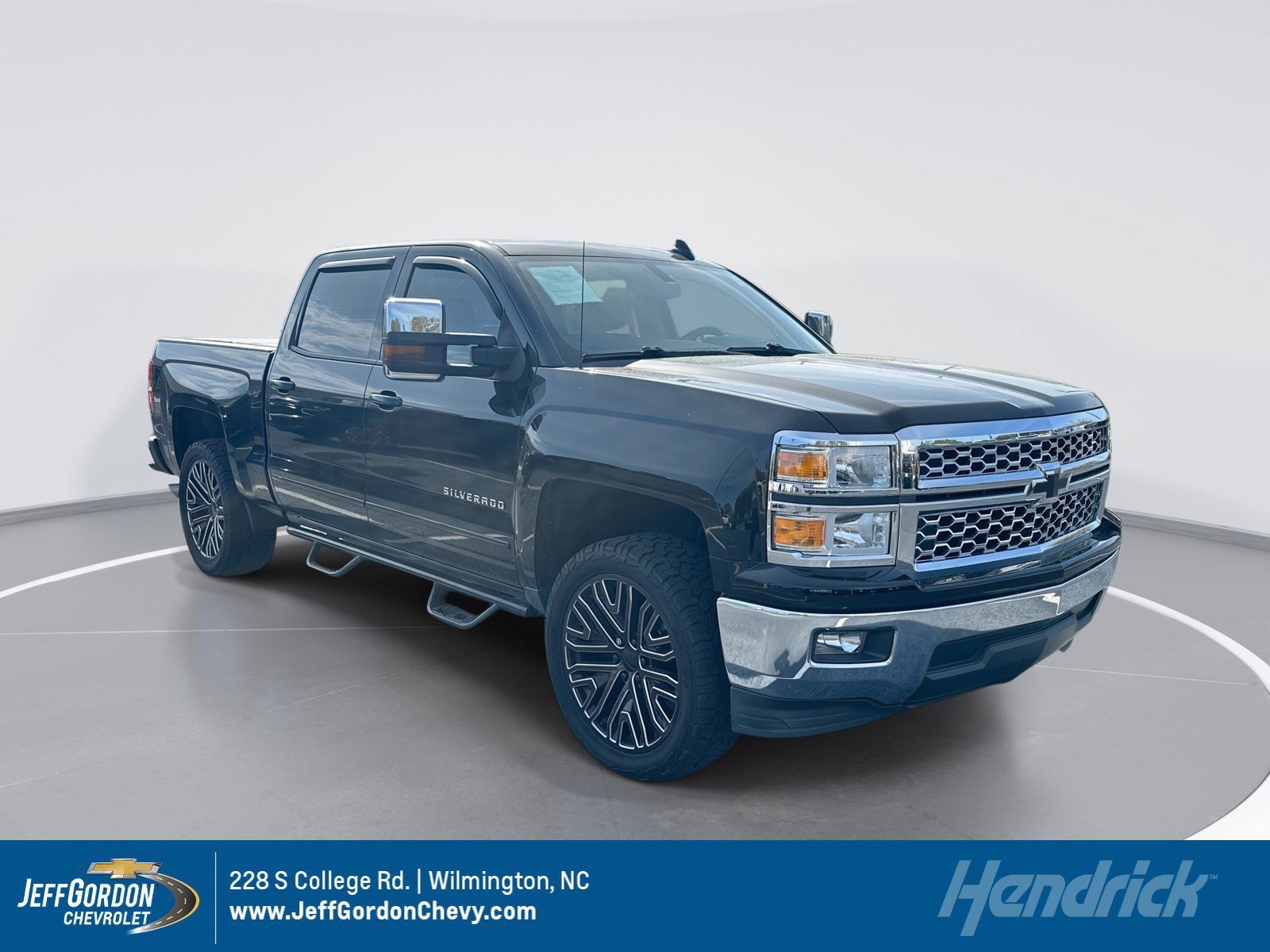 2015 Chevrolet Silverado 1500 Truck Crew Cab 