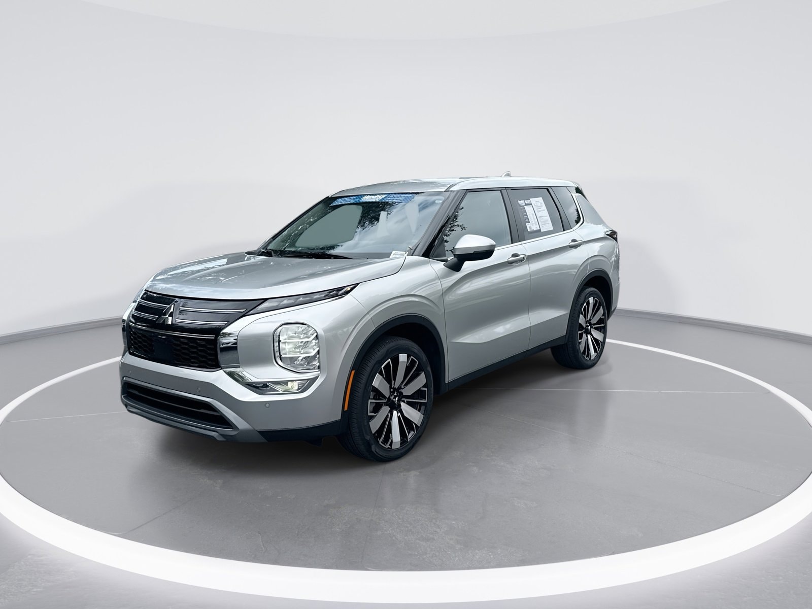 Mitsubishi Outlander SE