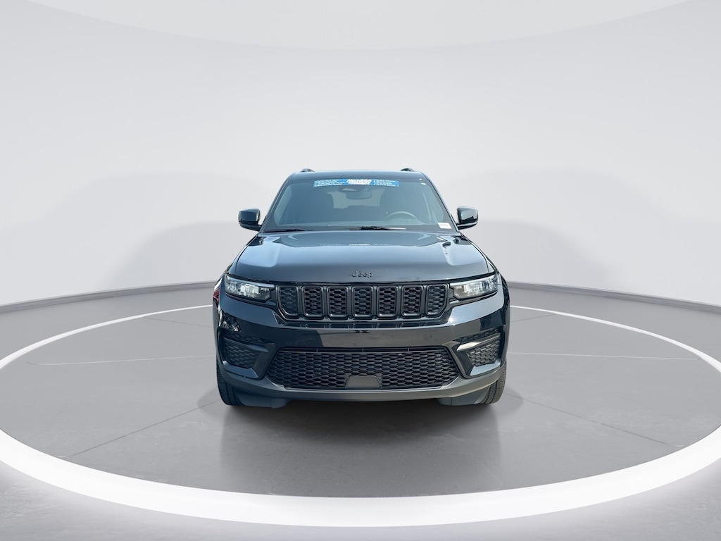 Used 2024 Jeep Grand Cherokee Altitude X 4x4 SUV