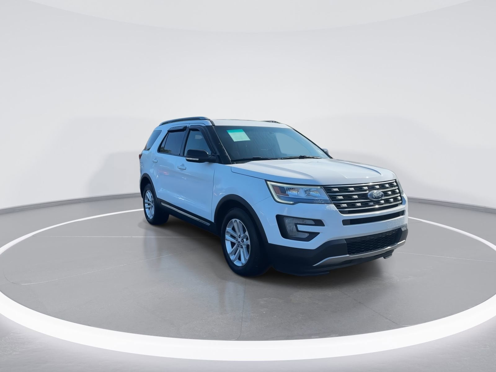 Used 2017 Ford Explorer XLT with VIN 1FM5K7D81HGB37570 for sale in Wilmington, NC