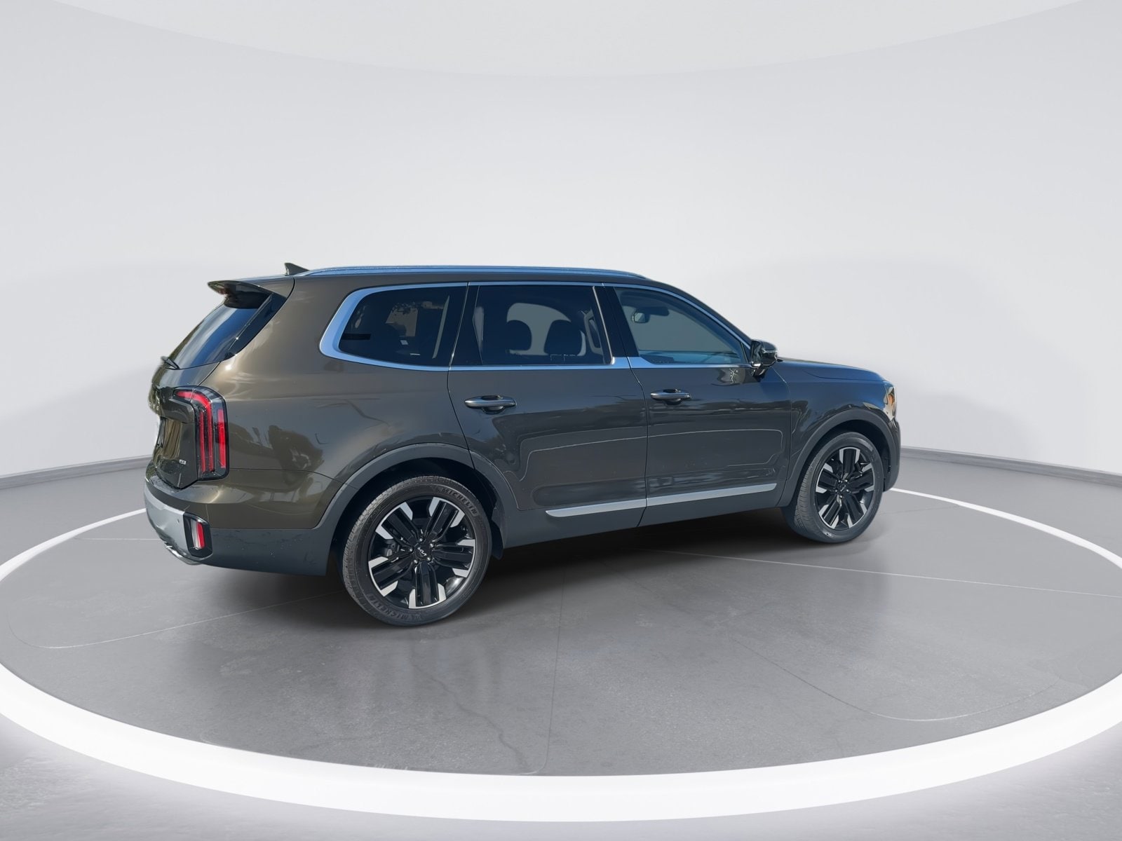 2023 Kia Telluride SX photo 3