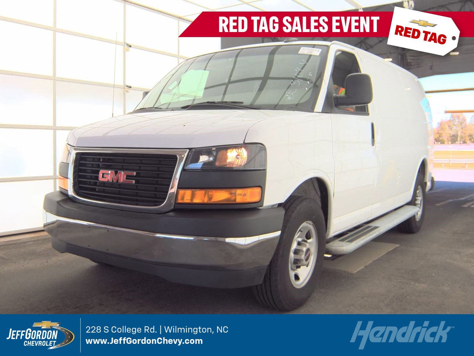 2024 GMC Savana Cargo Work Van's photo