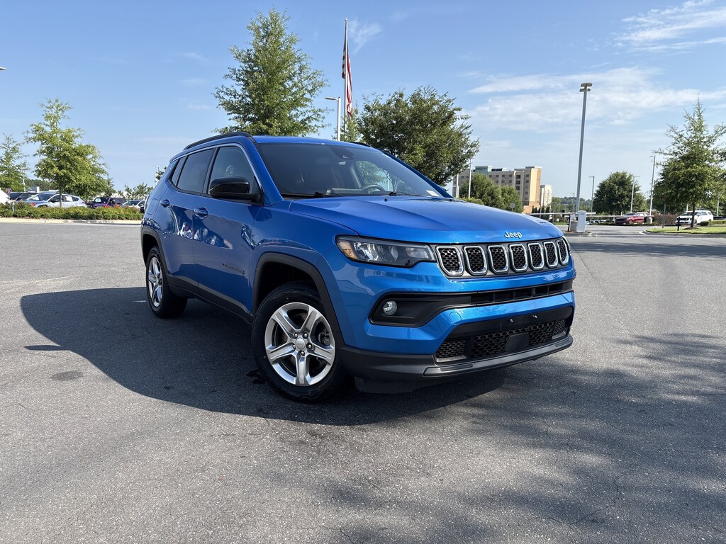 Used 2024 Jeep Compass Latitude 4x4 SUV