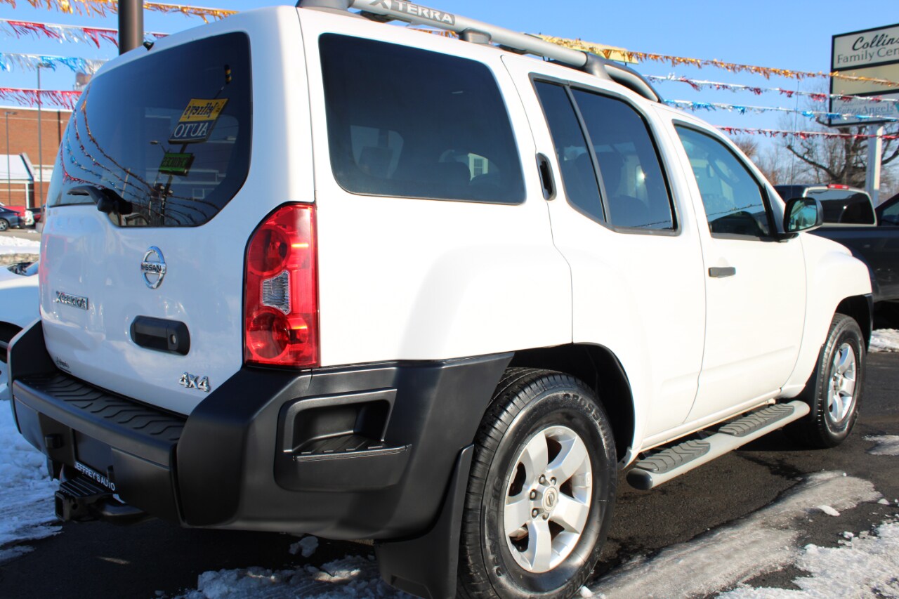 2010 Nissan Xterra S photo 4