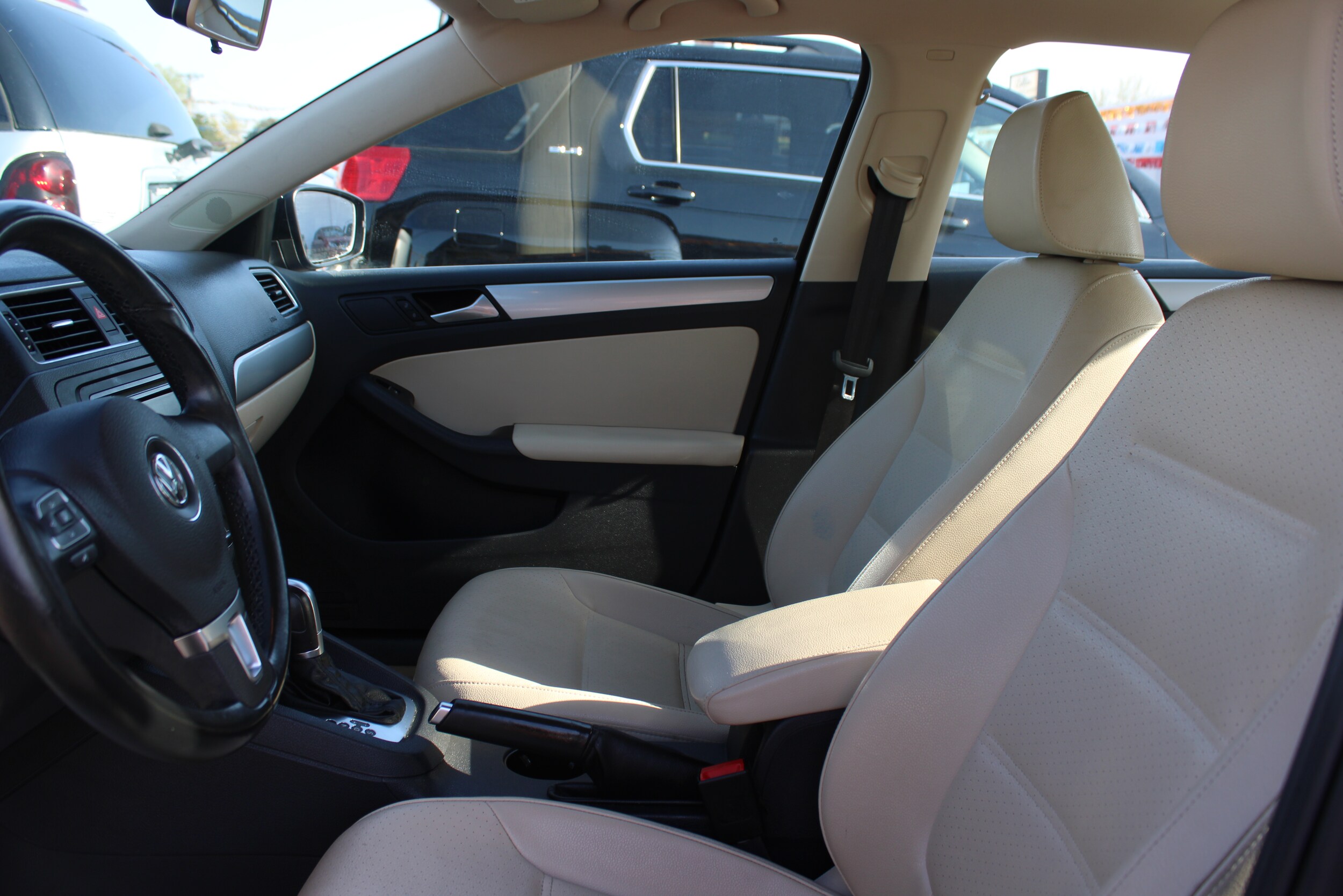 2013 Volkswagen Jetta SE photo 4