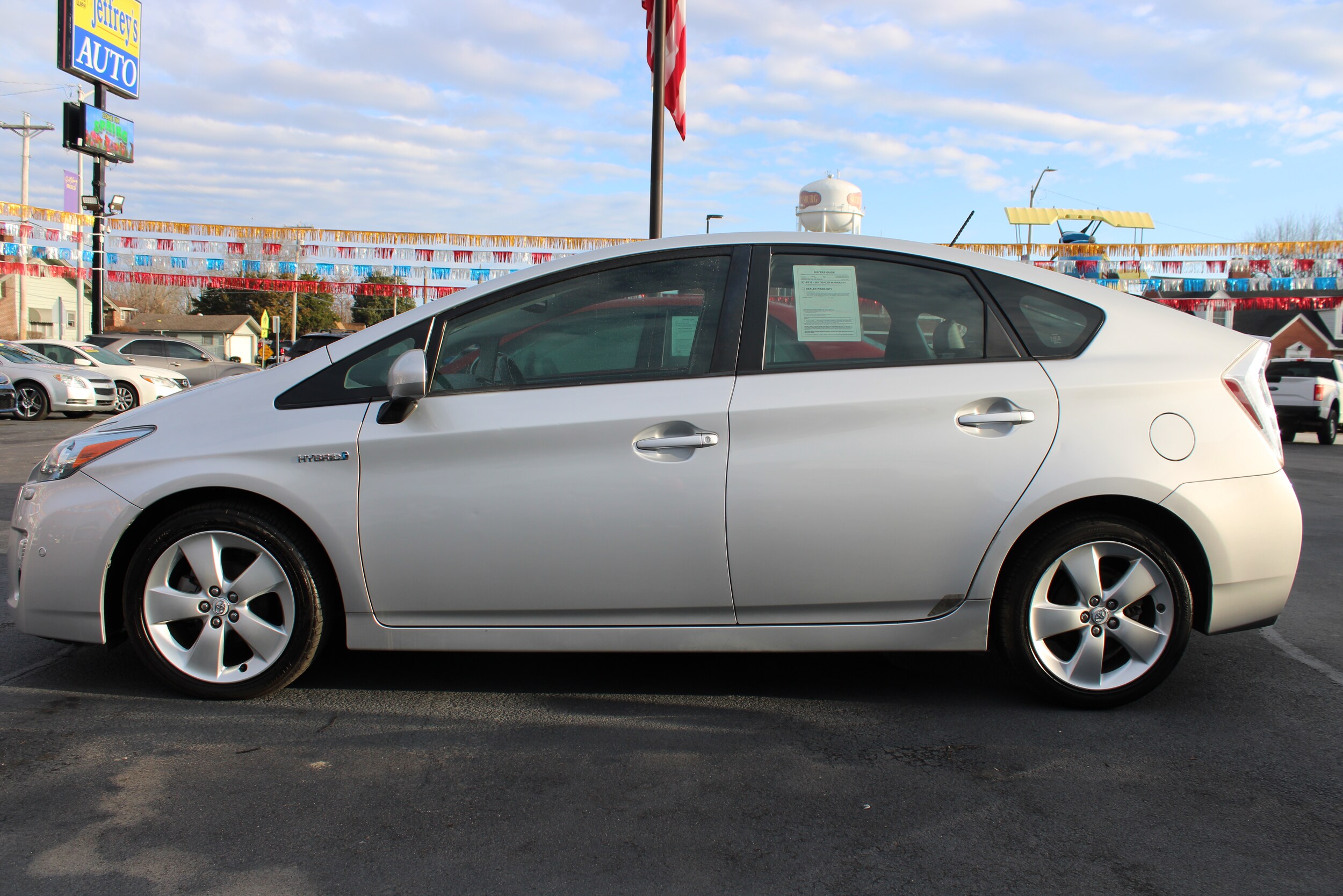 2010 Toyota Prius photo 2