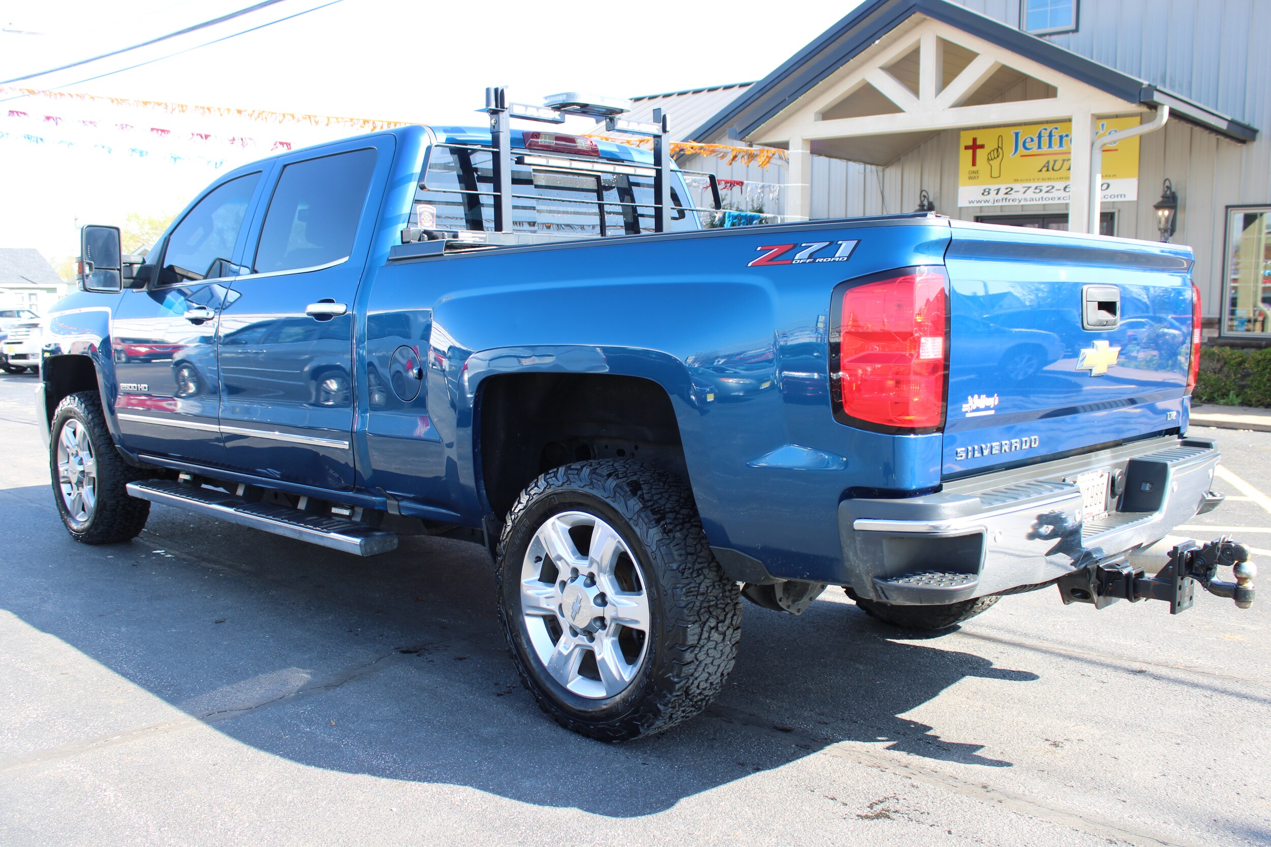2018 Chevrolet Silverado 2500HD LTZ photo 3