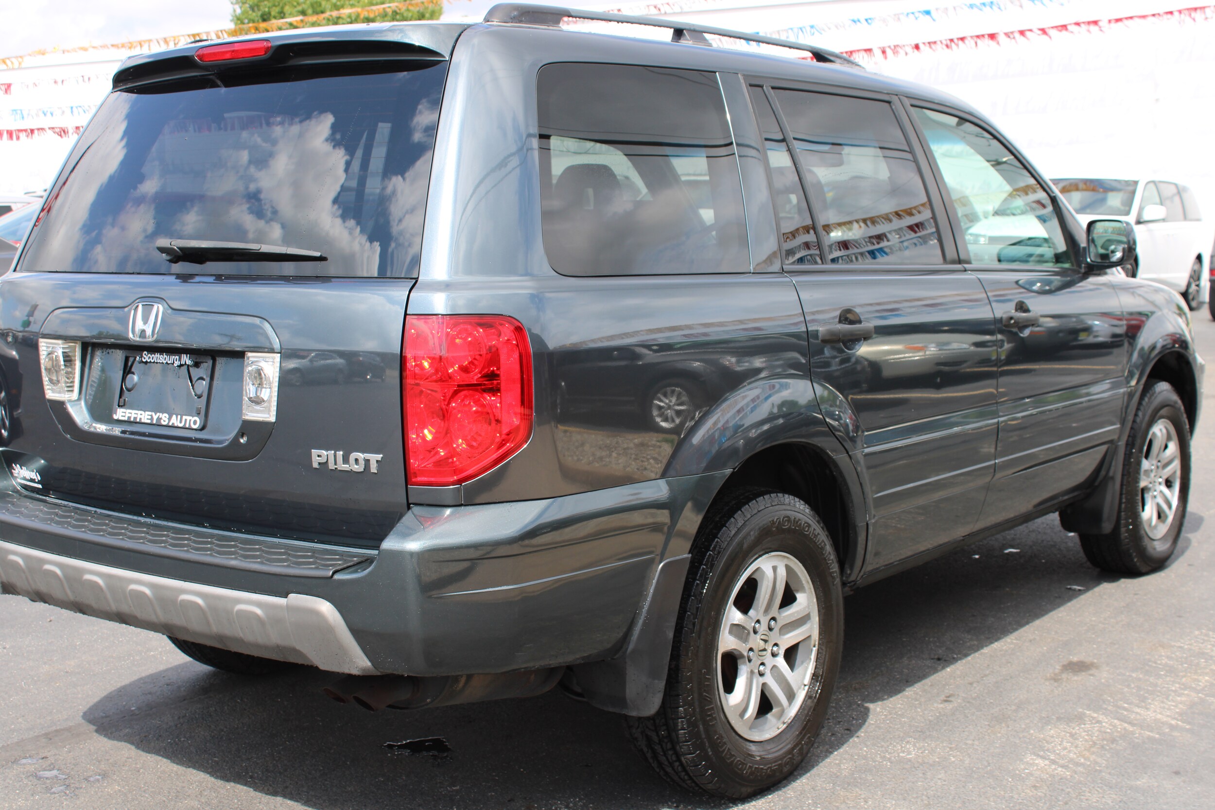 2005 Honda Pilot EX-L photo 3