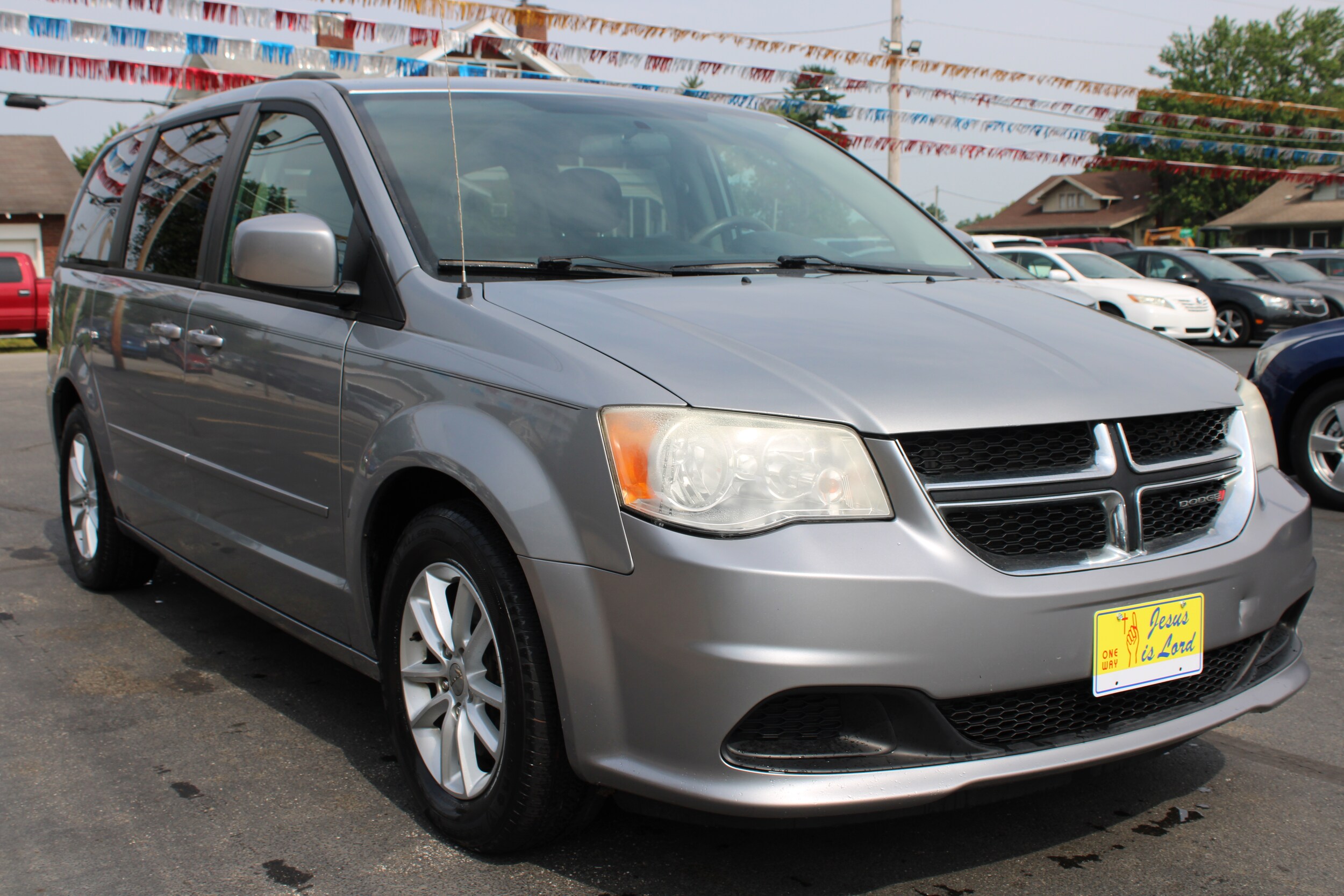2013 Dodge Grand Caravan SXT photo 4