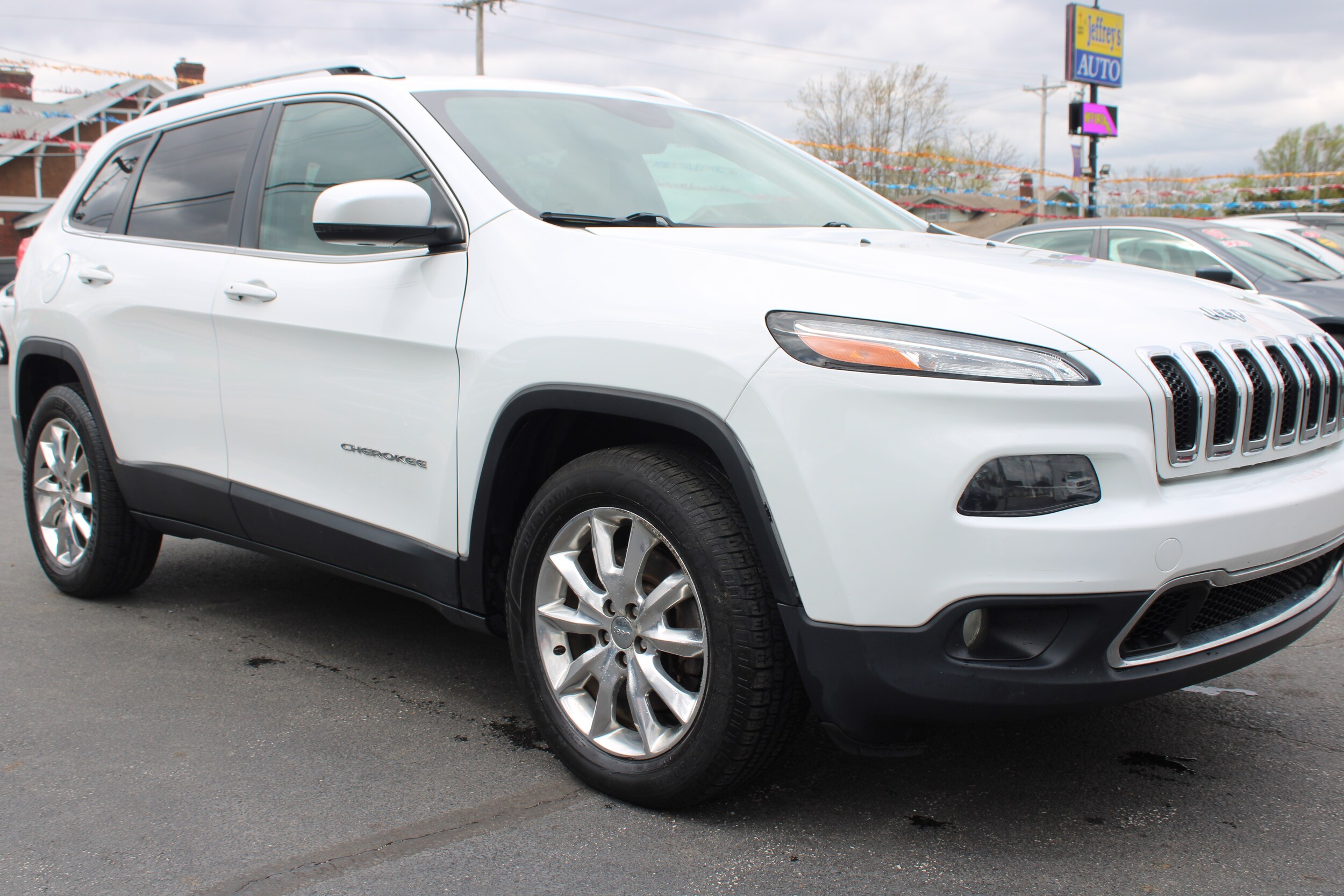 2015 Jeep Cherokee Limited photo 4
