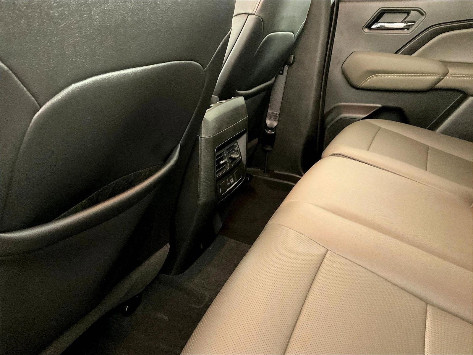 2024 Chevrolet Colorado ZR2 - Photo 11