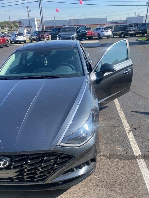 2023 Hyundai Sonata SEL photo 3