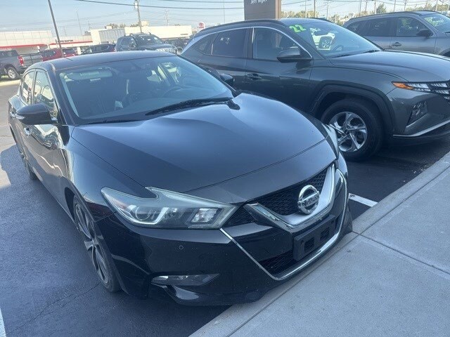 2016 Nissan Maxima SR photo 2