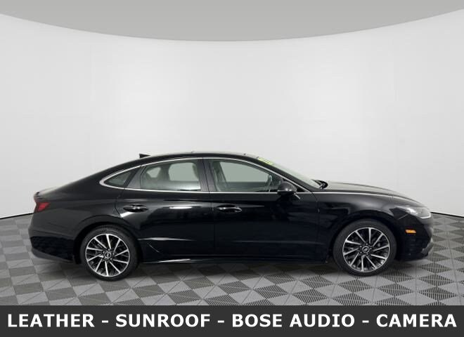 2022 Hyundai Sonata Limited photo 2