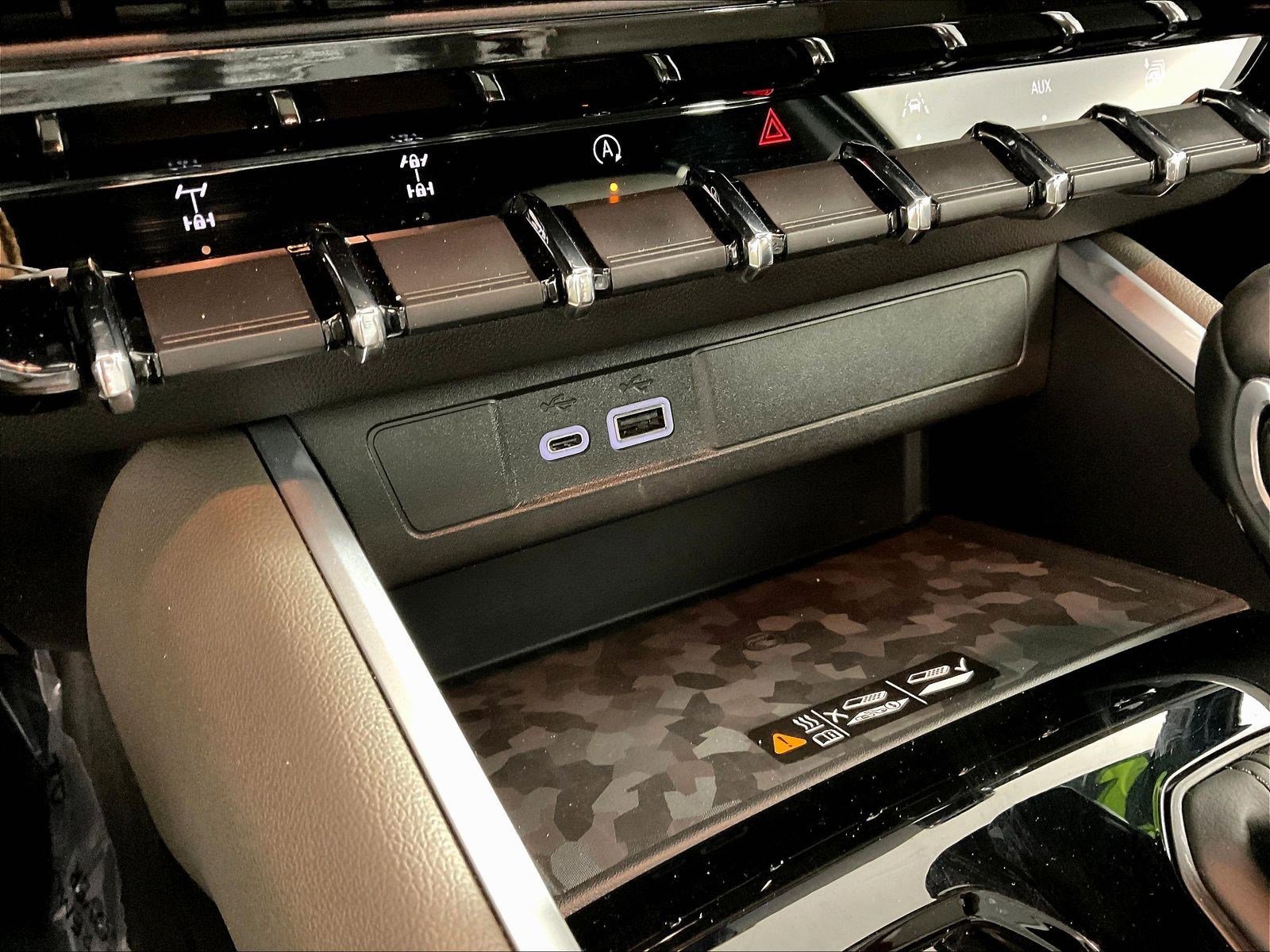 2024 Chevrolet Colorado ZR2 - Photo 16