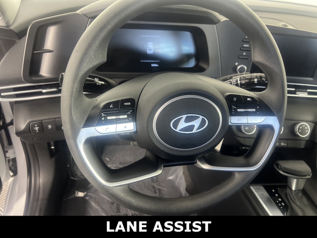 Certified 2025 Hyundai Elantra SE Sedan