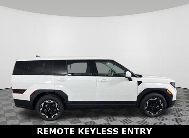 2025 Hyundai Santa Fe SE photo 2