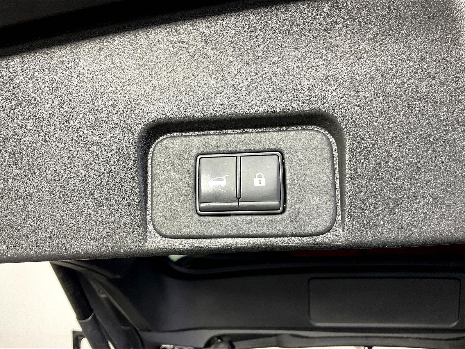 2024 Nissan Rogue SV - Photo 43