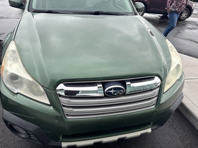 Used 2014 Subaru Outback 2.5i Limited with VIN 4S4BRCKC8E3296913 for sale in Fairfield, OH