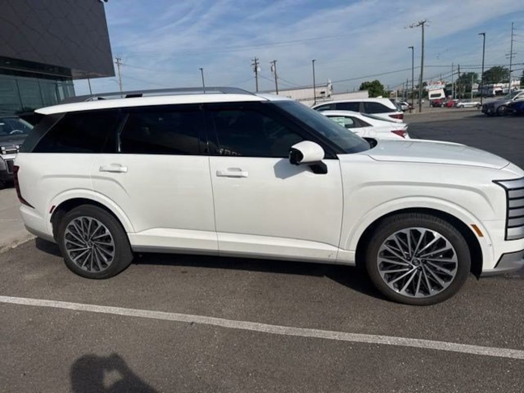 Used 2026 Hyundai Palisade Hybrid Calligraphy SUV