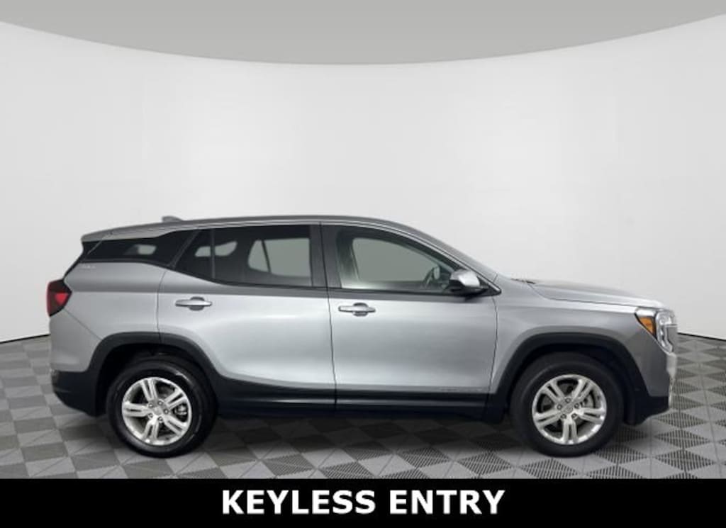Used 2024 GMC Terrain SLE SUV