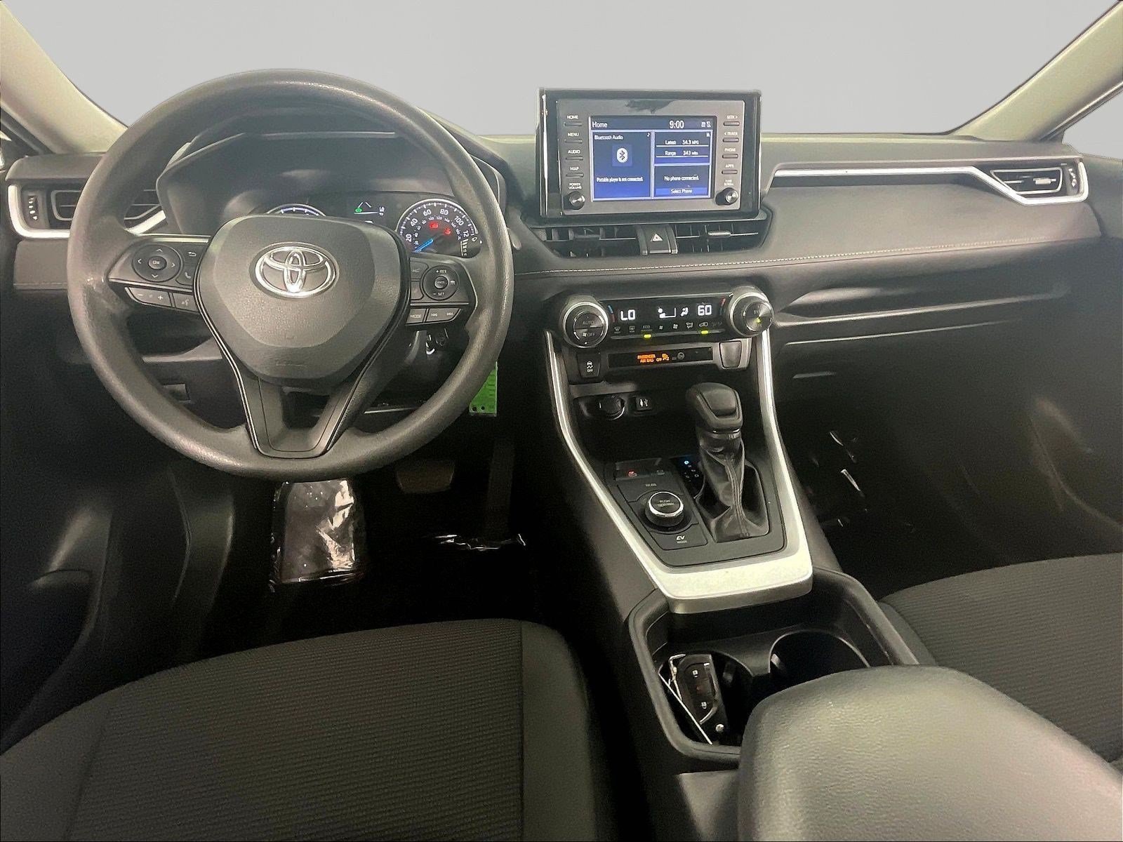 2019 Toyota RAV4 LE - Photo 10