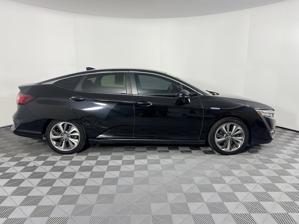 Used 2018 Honda Clarity Plug-In Hybrid Touring Sedan