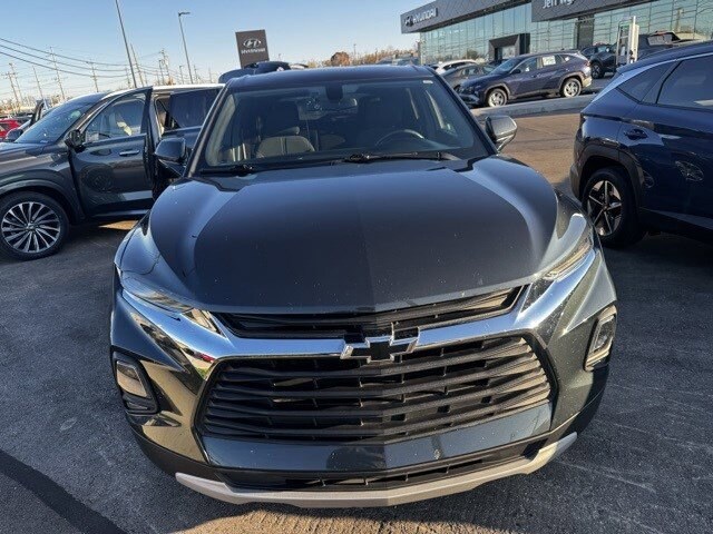 2020 Chevrolet Blazer 2LT photo 2