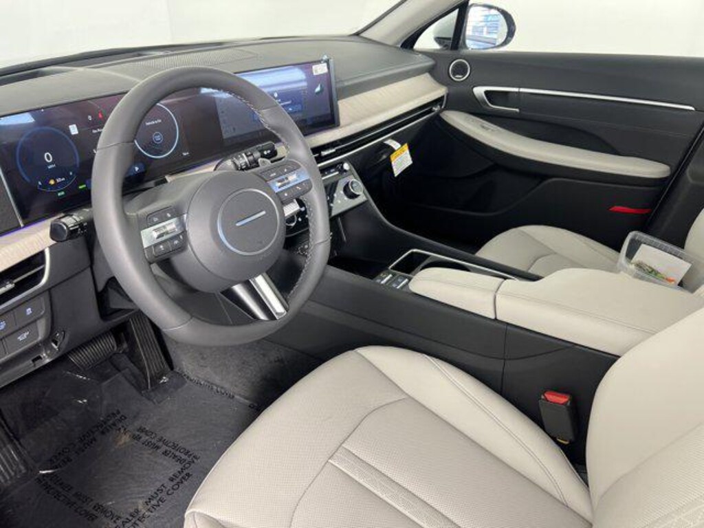 New 2025 Hyundai Sonata Hybrid Limited Sedan