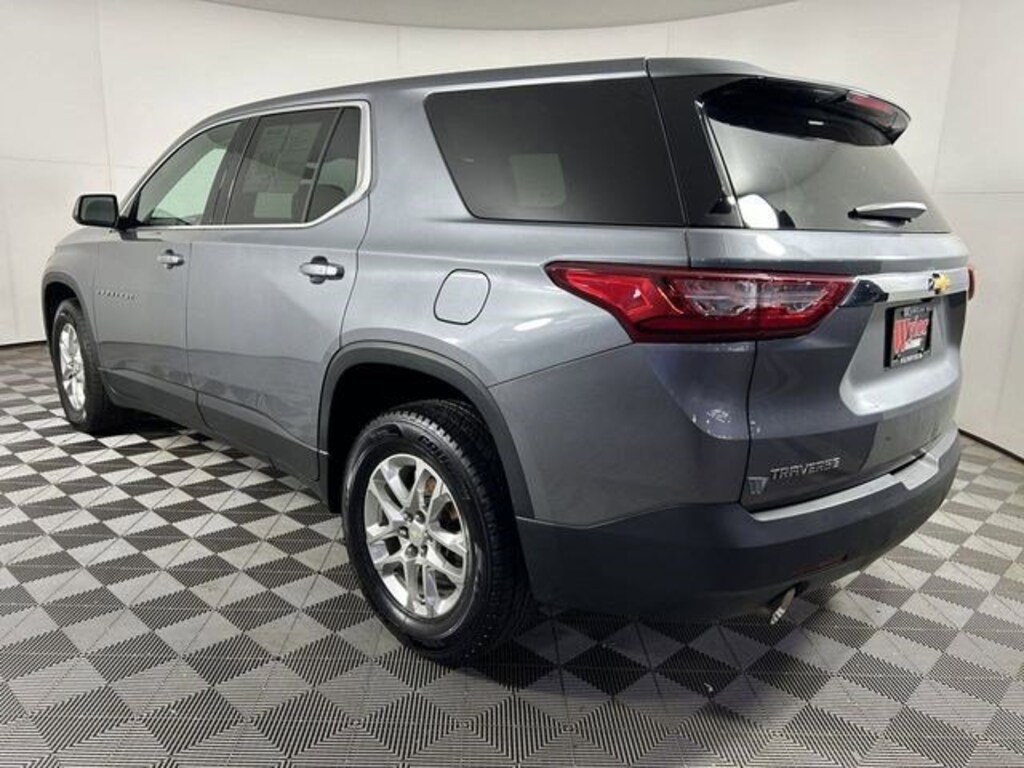 Used 2021 Chevrolet Traverse LS w/1LS SUV