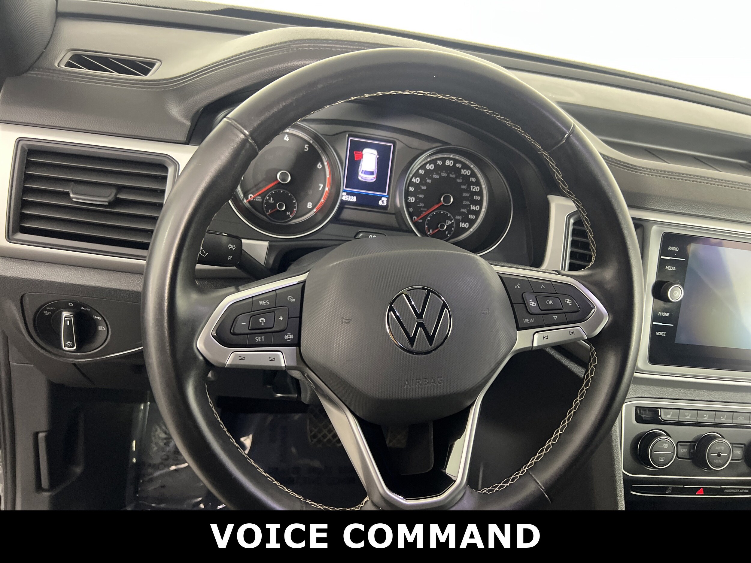 2021 Volkswagen Atlas Cross Sport SE Technology photo 3