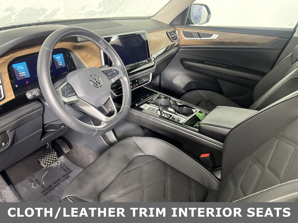 Used 2024 Volkswagen Atlas 2.0T SE w/Technology SUV