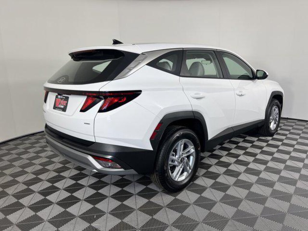 New 2026 Hyundai Tucson SE AWD SUV