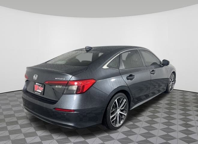 2024 Honda Civic Touring photo 3