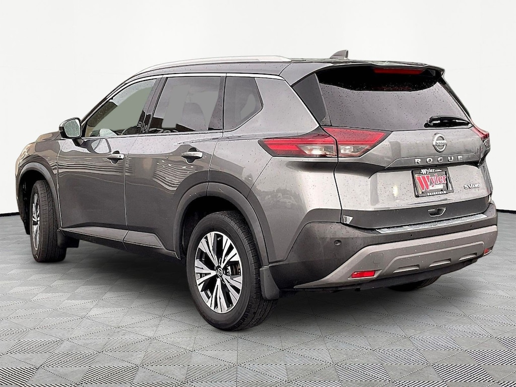 Used 2021 Nissan Rogue SV SUV