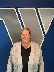 Staff member Michele Perry from ID_174aba5ddafb